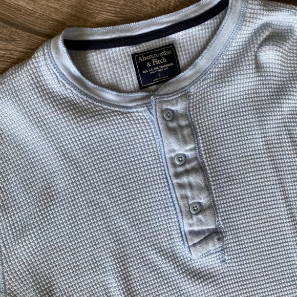 Abercrombie & Fitch Men’s Waffleknit Shirt Size Large, Baby Blue - Picture 2 of 2